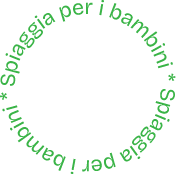 Logo circolare verde con testo 'Spiaggia per i bambini' ripetuto.